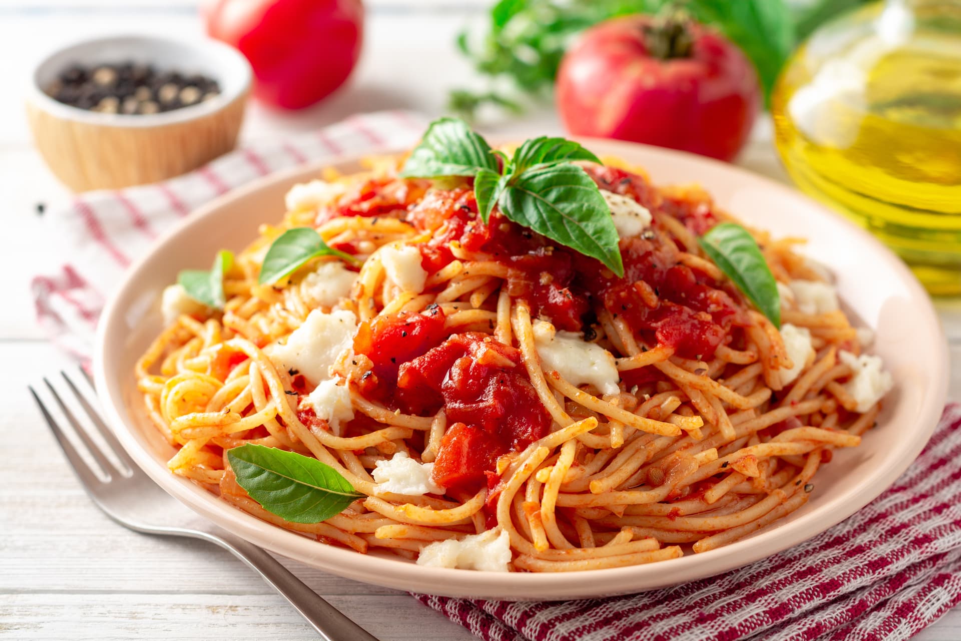 Để ăn mì Ý mà không lo thừa cân, bạn cần lưu ý tần suất ăn phù hợp với thể trạng