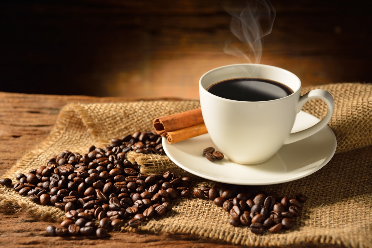 Uống cà phê có tác dụng giảm cân tích cực khi sử dụng nguyên chất và không thêm sữa béo