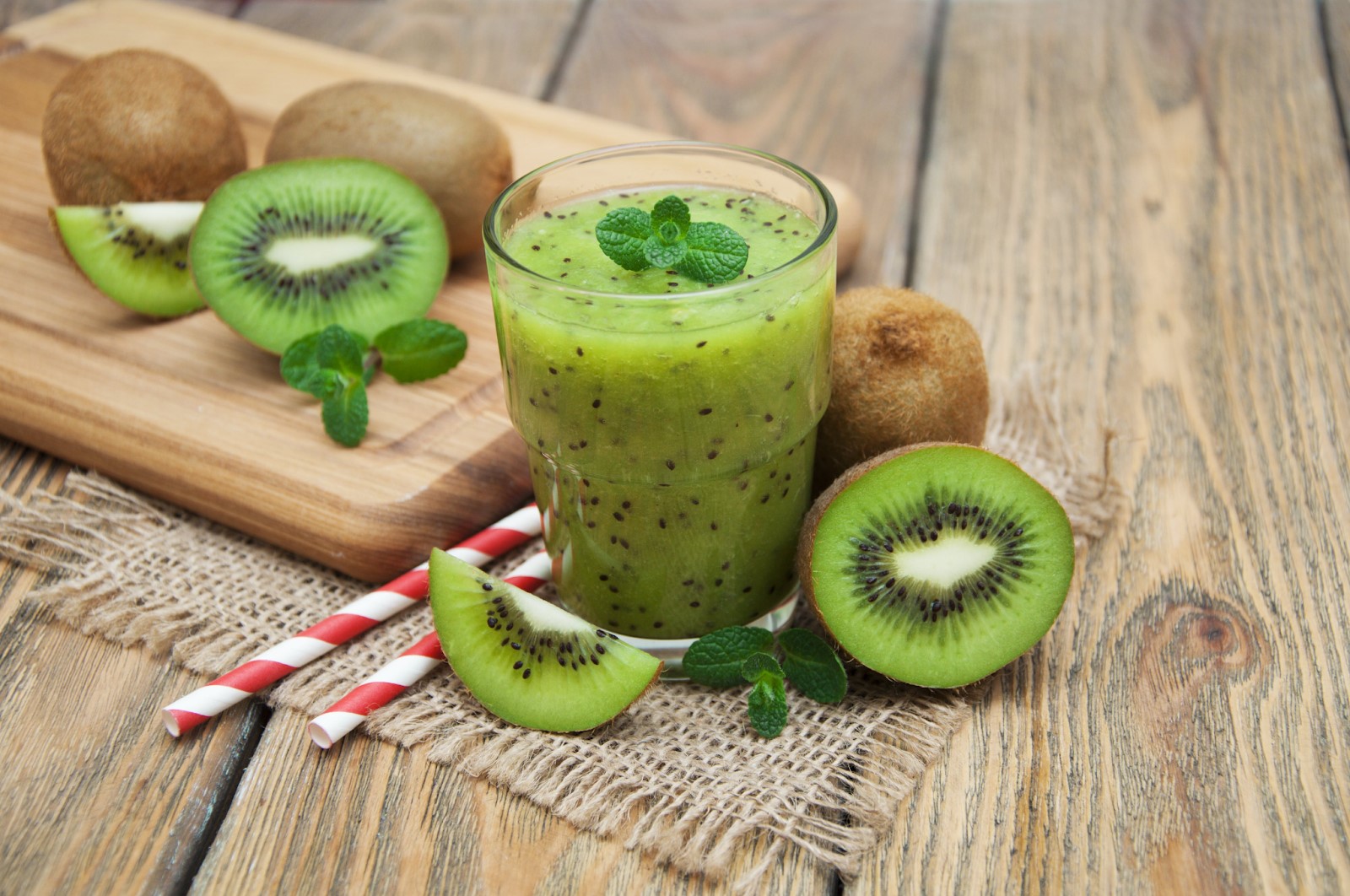 Sinh tố từ quả kiwi ngăn ngừa các nguy cơ béo phì nhờ có chỉ số đường huyết thấp