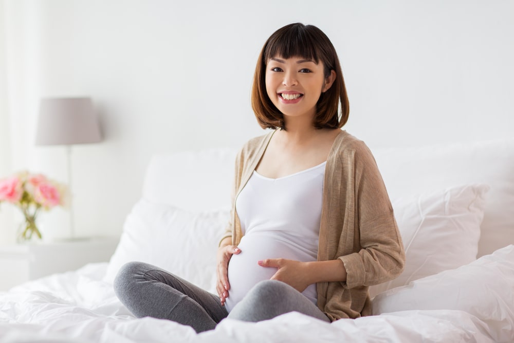 Bạn cần chăm sóc mẹ bầu đúng cách để giảm đau lưng dưới gần mông