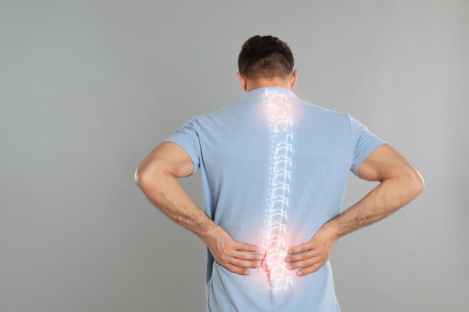 Đau lưng bên phải là hiện tượng đau nhức âm ỉ ở vùng thắt lưng gần eo hoặc bả vai phải